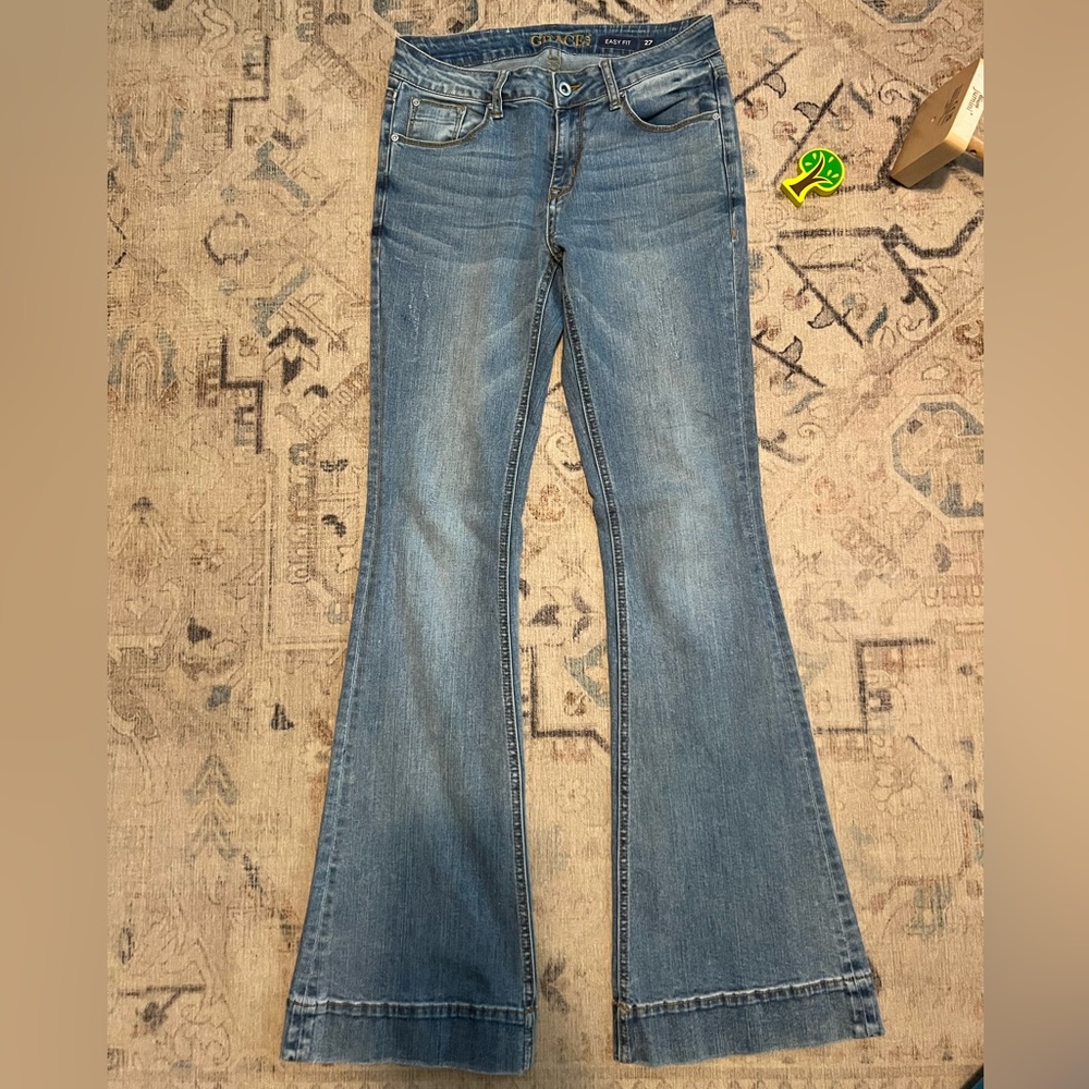 Grace in LA- flare, easy fit, high rise. Size 27